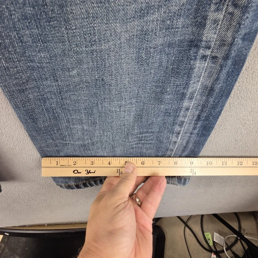 Vintage Levis Engineered Jeans Mens Blue Buckle Back Honeycomb Fits 32x31